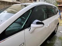 Usata Opel Zafira Tourer 110 CV (80 kW) 2012 Bianco Monovolume