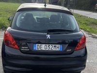 Usata Peugeot 207 68 CV (50 kW) 2007 Berlina