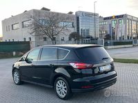 Usata Ford S-MAX Vignale 150 CV (110 kW) 2016 Nero Monovolume