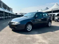 Usata Alfa Romeo 147 116 CV (85 kW) 2003 Blu Utilitaria