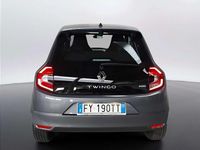 Usata Renault Twingo Zen 60 kW (82 CV) 2021 Grigio chiaro Utilitaria