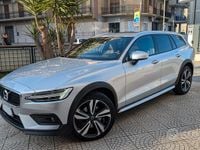 Usata Volvo V60 CC 197 CV (144 kW) 2021 Grigio Station wagon