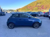 Używany Fiat 500e Opening Edition 42 kW (58 KM) 2020 Niebieski Sedan/Limuzyna