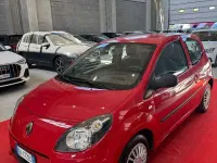 Usata Renault Twingo Dynamique 58 CV (42 kW) 2009 Rosso Utilitaria