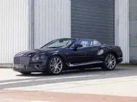 Usata Bentley Continental GT Convertible 550 CV (404 kW) 2020 Blu Cabrio