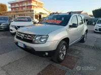 Usata Dacia Duster Lauréate 109 CV (80 kW) 2015 Grigio SUV