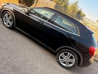 Usata Mercedes GLA200 136 CV (100 kW) 2015 Nero SUV