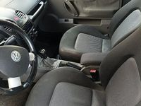 Usata VW New Beetle 101 CV (74 kW) 2005 Blu Utilitaria
