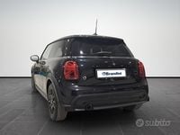 Usata Mini Cooper Classic 156 CV (114 kW) 2024 Nero Utilitaria