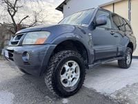 Usata Mitsubishi Pajero Intense 160 CV (117 kW) 2006 Grigio SUV