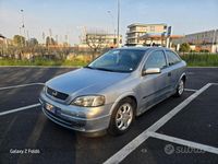 Usata Opel Astra 101 CV (74 kW) 2001 Grigio Berlina