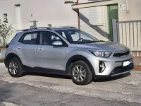 Usata Kia Stonic Style 82 CV (60 kW) 2022 Argento SUV