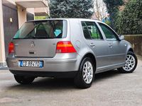 Usata VW Golf IV Highline 105 CV (77 kW) 2003 Grigio Berlina