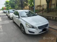 Usata Volvo V60 136 CV (100 kW) 2012 Bianco Station wagon