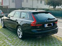Usata Volvo V90 Momentum 150 CV (110 kW) 2020 Nero Station wagon