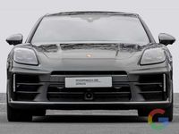 Usata Porsche Panamera 470 CV (345 kW) 2024 Verde Utilitaria