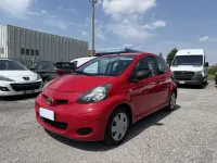 Usata Toyota Aygo Sol 68 CV (50 kW) 2009 Rosso Utilitaria