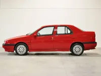 Usata Alfa Romeo 155 186 CV (136 kW) 1992 Rosso Berlina