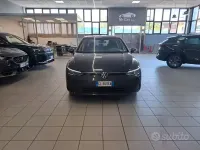 Usata VW Golf VIII 116 CV (85 kW) 2022 Grigio Berlina