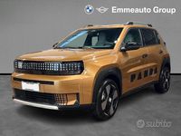 Usata Fiat Grande Panda 83 kW (113 CV) 2025 Marrone Utilitaria