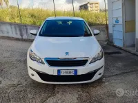 Usata Peugeot 308 99 CV (72 kW) 2018 Bianco Berlina