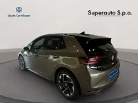 Nuova VW ID.3 Pro 150 kW (204 CV) 2026 Verde Utilitaria