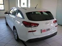 Usata Hyundai i30 Comfort 101 CV (74 kW) 2019 Bianco Station wagon