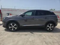 Usata Peugeot 3008 Allure 131 CV (96 kW) 2022 Grigio SUV