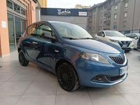 Usata Lancia Ypsilon Silver 69 CV (50 kW) 2023 Blu/azzurro Utilitaria
