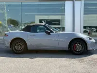 Nuova Mazda MX5 Homura-Line 132 CV (97 kW) 2025 Aero grey Cabrio