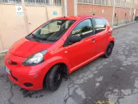 Usata Toyota Aygo 68 CV (50 kW) 2010 Rosso Utilitaria