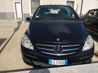 Usata Mercedes B200 Executive 140 CV (102 kW) 2011 Nero Utilitaria