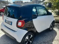 Usata Smart ForTwo Electric Drive Passion 41 kW (56 CV) 2021 Bianco Berlina