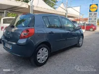 Usata Renault Clio II Dynamique 75 CV (55 kW) 2008 Blu Berlina