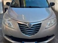Usata Lancia Ypsilon 69 CV (50 kW) 2012 Grigio Utilitaria