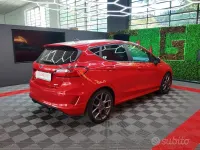 Usata Ford Fiesta ST-Line 125 CV (91 kW) 2023 Race red Utilitaria