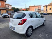 Usata Opel Corsa 85 CV (62 kW) 2012 Bianco Utilitaria