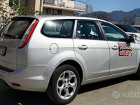 Begagnad Ford Focus 109 HK (80 kW) 2010 Grå Kombi