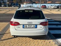 Usado Audi A4 177 CV (130 kW) 2011 Blanco Familiar