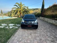 Usata Toyota iQ Style 68 CV (50 kW) 2014 Nero Utilitaria