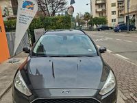 Usata Ford Focus Business Edition 120 CV (88 kW) 2015 Grigio Station wagon