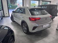 Usata VW T-Roc R-line 116 CV (85 kW) 2023 Grigio SUV