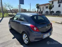 Usata Opel Corsa 85 CV (62 kW) 2011 Grigio Utilitaria