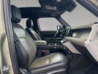 Usata Land Rover Defender SE Dynamic 300 CV (220 kW) 2021 Pangea green SUV