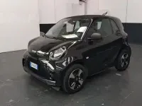 Usata Smart ForTwo Electric Drive Passion 60 kW (82 CV) 2021 Nero Utilitaria