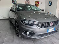 Usata Fiat Tipo Lounge 120 CV (88 kW) 2018 Blu Berlina