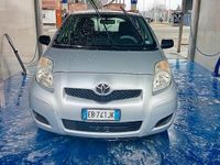 Usata Toyota Yaris 87 CV (63 kW) 2010 Blu Berlina
