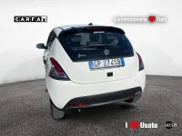 Usata Lancia Ypsilon Gold 69 CV (50 kW) 2023 Bianco Utilitaria