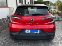 Usata Renault Captur Evolution 101 CV (74 kW) 2025 Rosso SUV