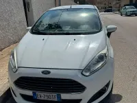 Usata Ford Fiesta 97 CV (71 kW) 2014 Bianco Utilitaria